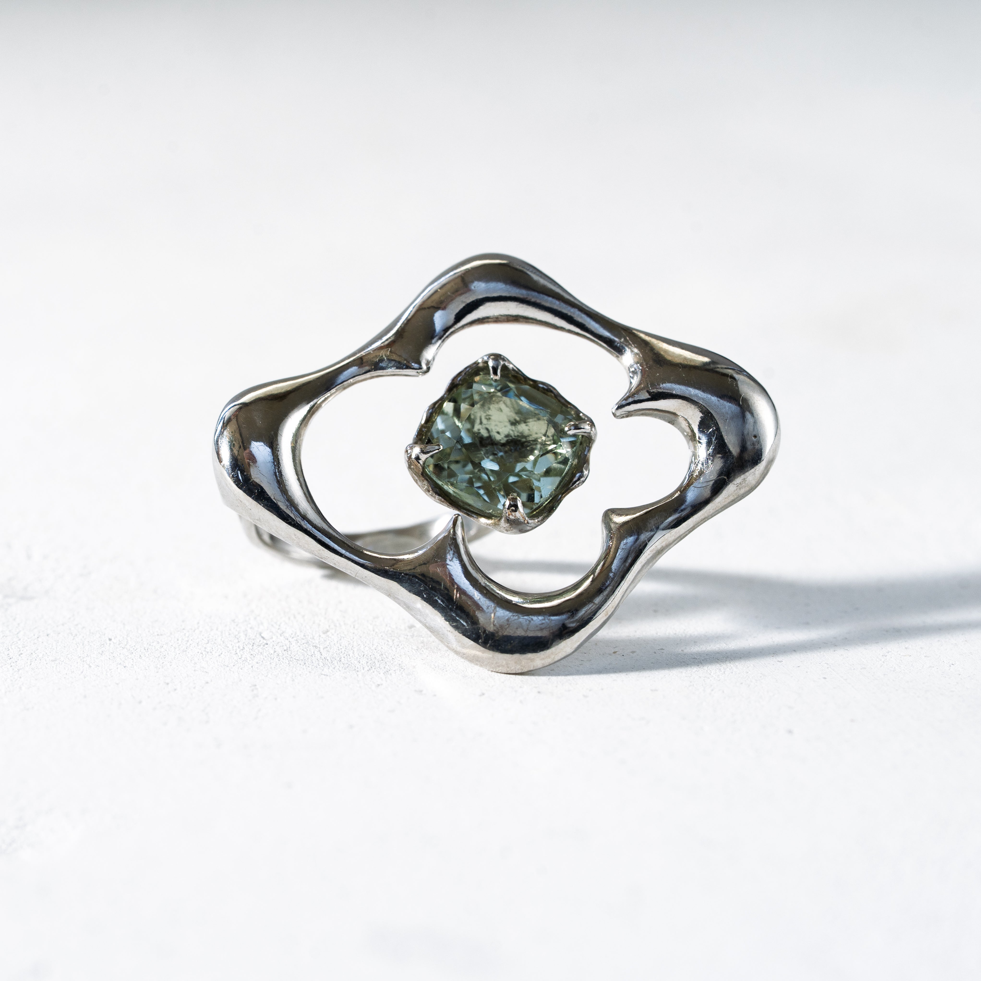 Tane Ring / 14号 – shu shu me