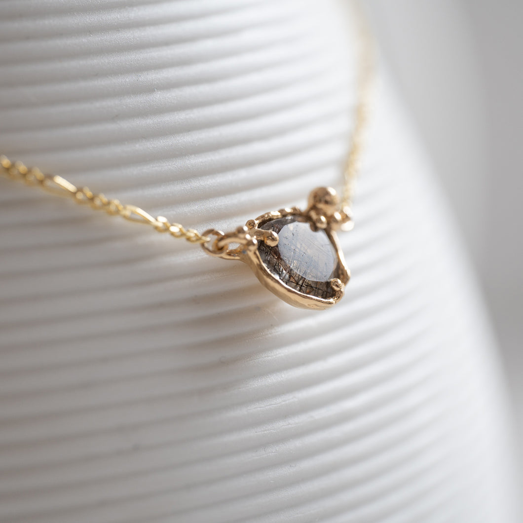 Minamo Necklace / Gold