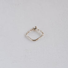 Load image into Gallery viewer, Ametsubu Ring / silver / Sサイズ
